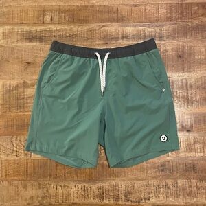 Vuori Kore Shorts 7”